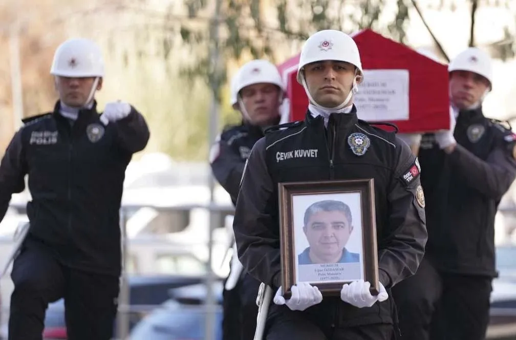 Ankara’da görevli polis memuru kalp krizi sonucu hayatını kaybetti